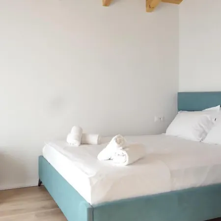 Kompleksi Turistik Armando 别墅